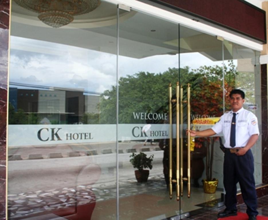 Cindy Kelly Hotel Olongapo Exterior photo